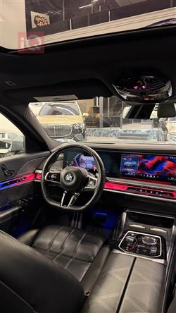 بي ام دبليو الفئة 7